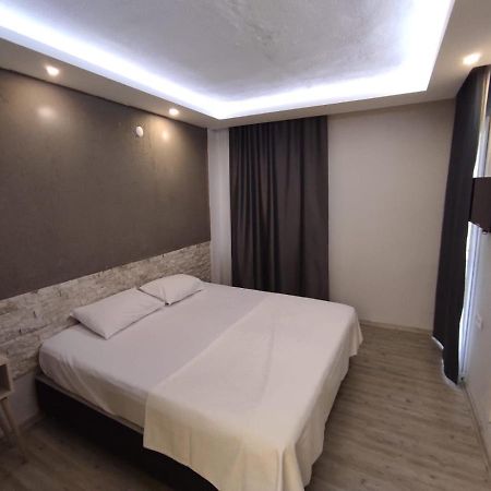 1989 Hotel Sebat Çeşme المظهر الخارجي الصورة