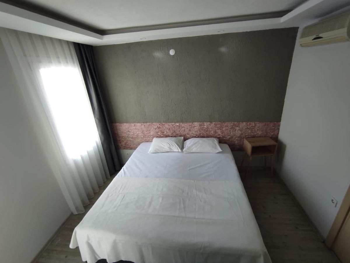 1989 Hotel Sebat Çeşme المظهر الخارجي الصورة