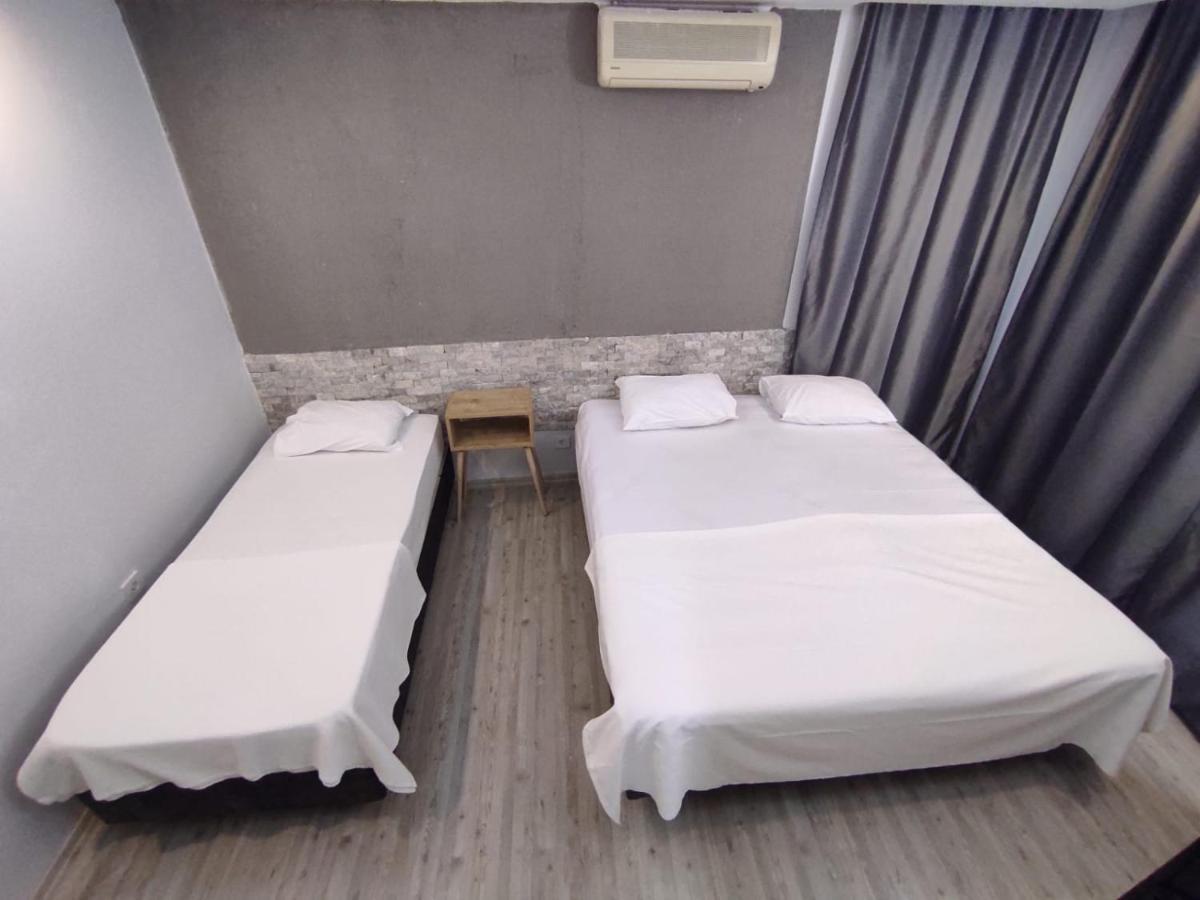 1989 Hotel Sebat Çeşme المظهر الخارجي الصورة