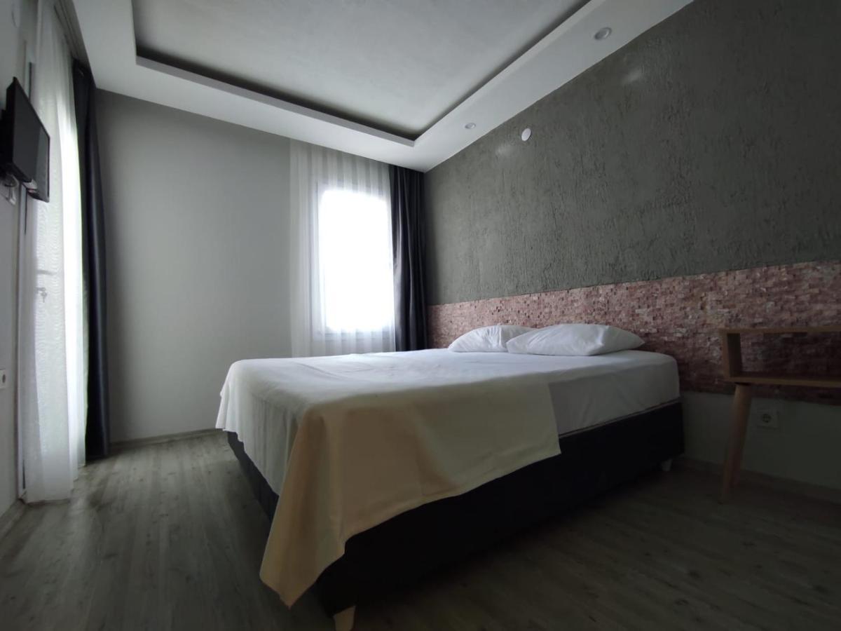 1989 Hotel Sebat Çeşme المظهر الخارجي الصورة