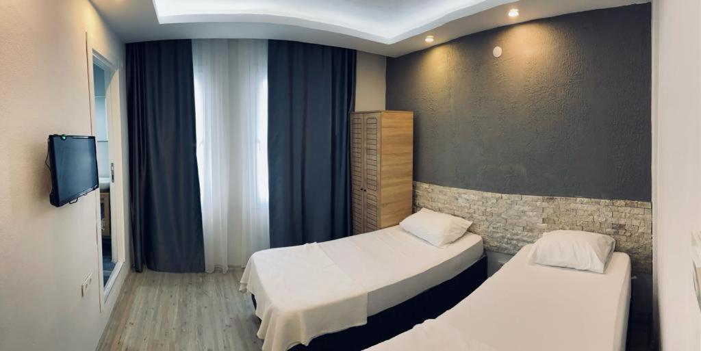1989 Hotel Sebat Çeşme المظهر الخارجي الصورة